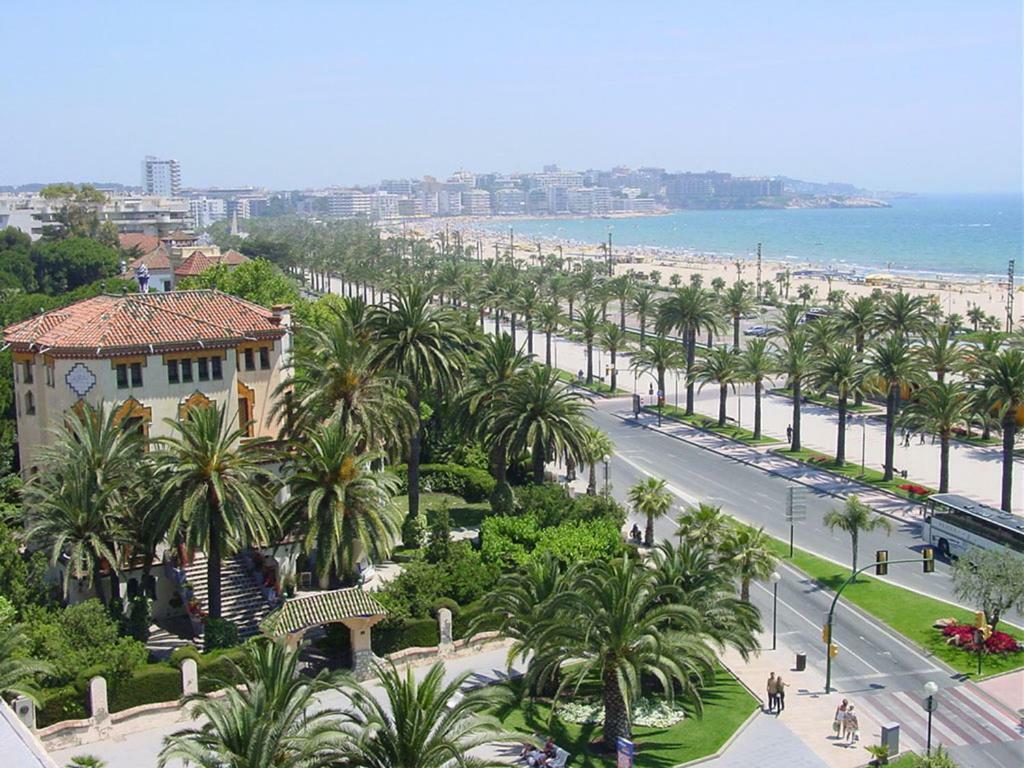 SUNFLAT HOLIDAYS NAUTILUS Vistas Mar Salou Exterior foto